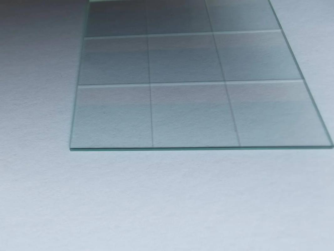 定制ITO导电玻璃 尺寸灵活，应用广泛